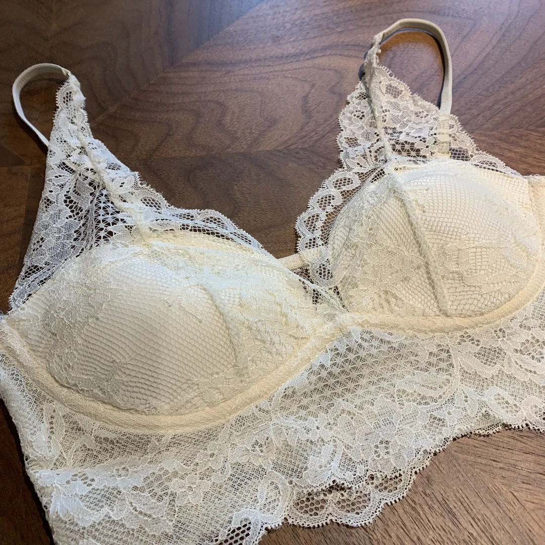 崔星星【春日蕾丝】薄款美背性感纯欲吊带