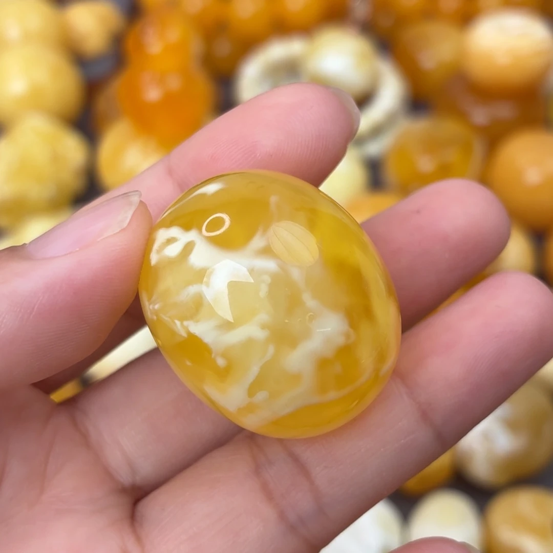 裸石蜜蜡未镶嵌溶洞枣珠