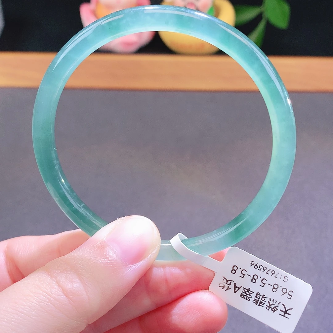 翡翠未镶嵌手镯天然翡翠