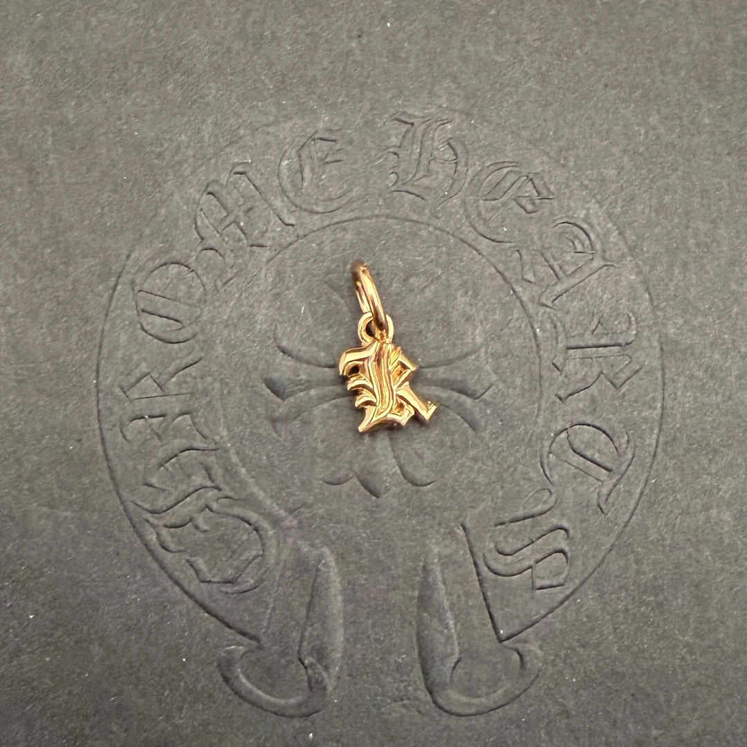 合金吊坠 ChromeHearts全金小字母k迷你吊坠