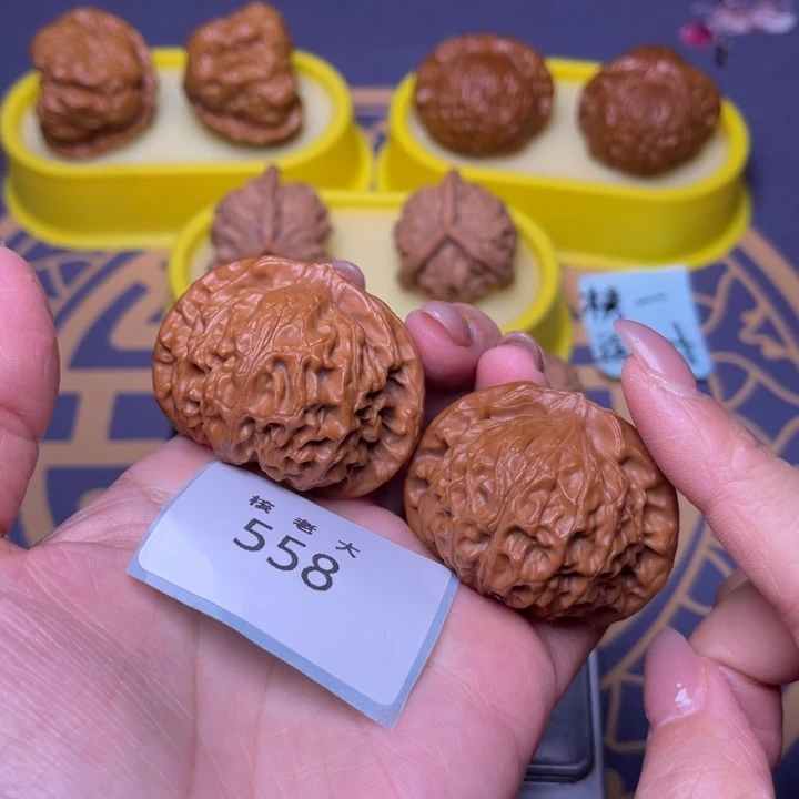 文玩核桃把件宫灯44.558