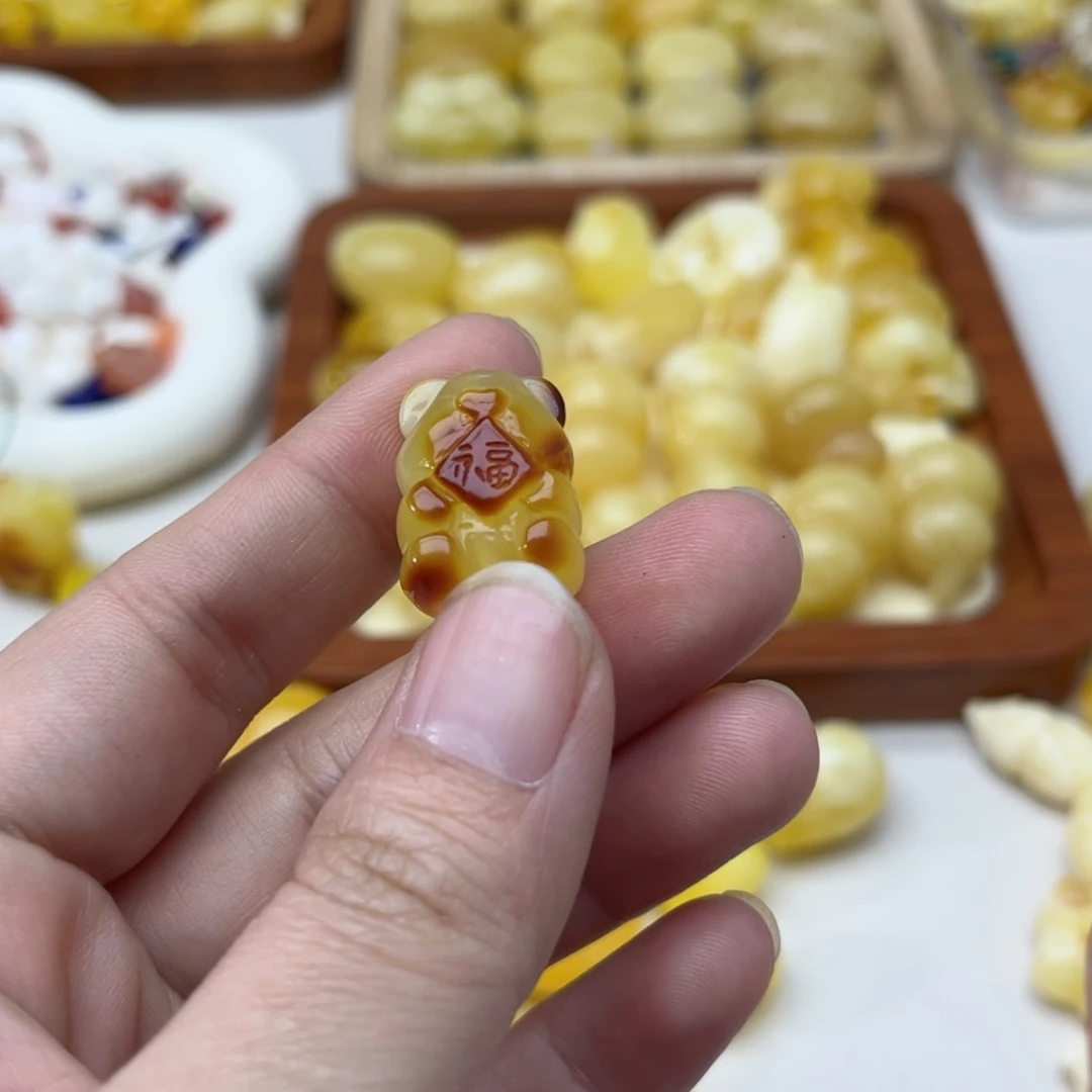 【闪购商品】未镶嵌蜜蜡裸石配饰