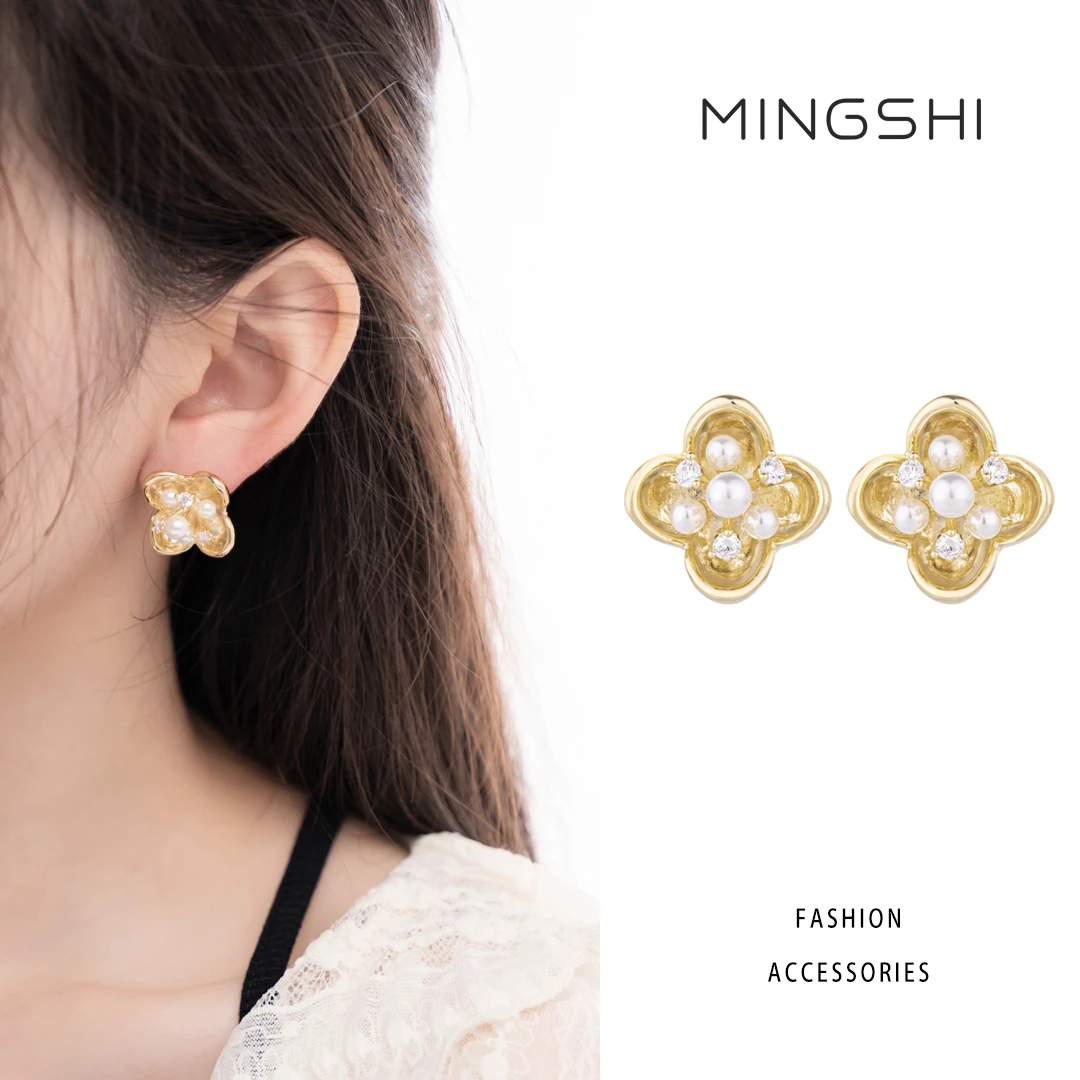 名式 铜合金仿珍珠耳饰 法式复古小众精致花花珠珠耳环QJD777