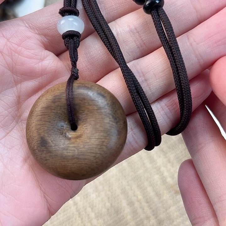 沉香碎屑沉香平安扣多样性发一