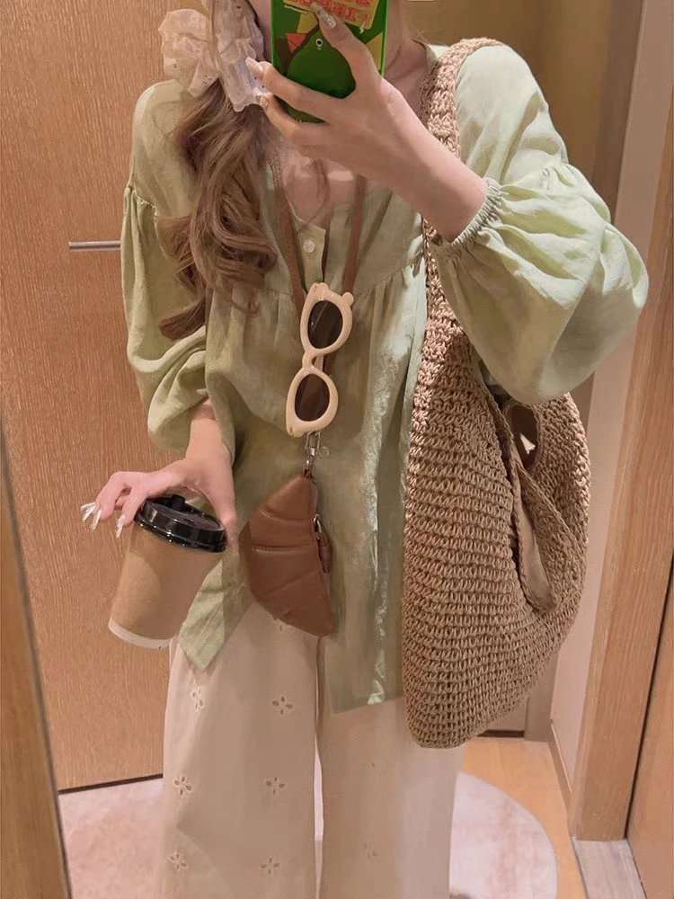 浅绿色V领长袖衬衫女夏季早秋韩系宽松娃娃衫Q226