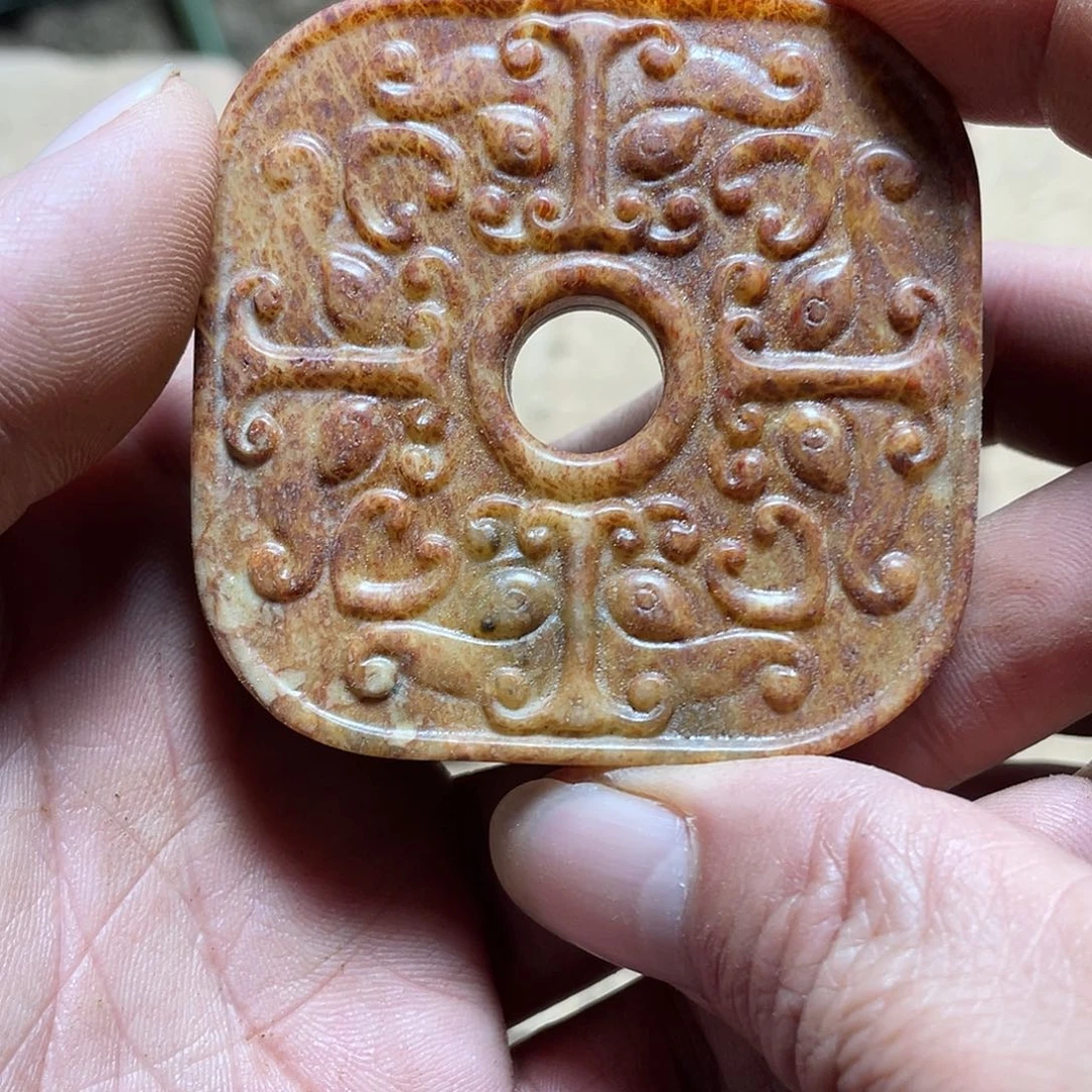 和田玉（糖玉）未镶嵌颈饰