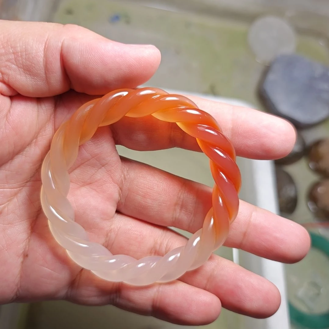 玛瑙/玉髓手镯未镶嵌