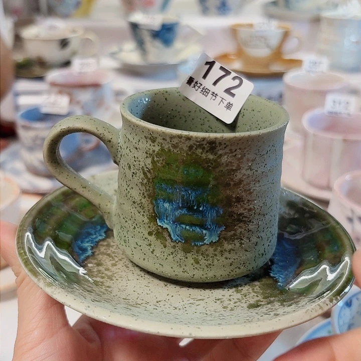 瓷片一套漂亮的杯子