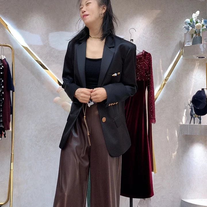 荣***店时尚气质两件套
