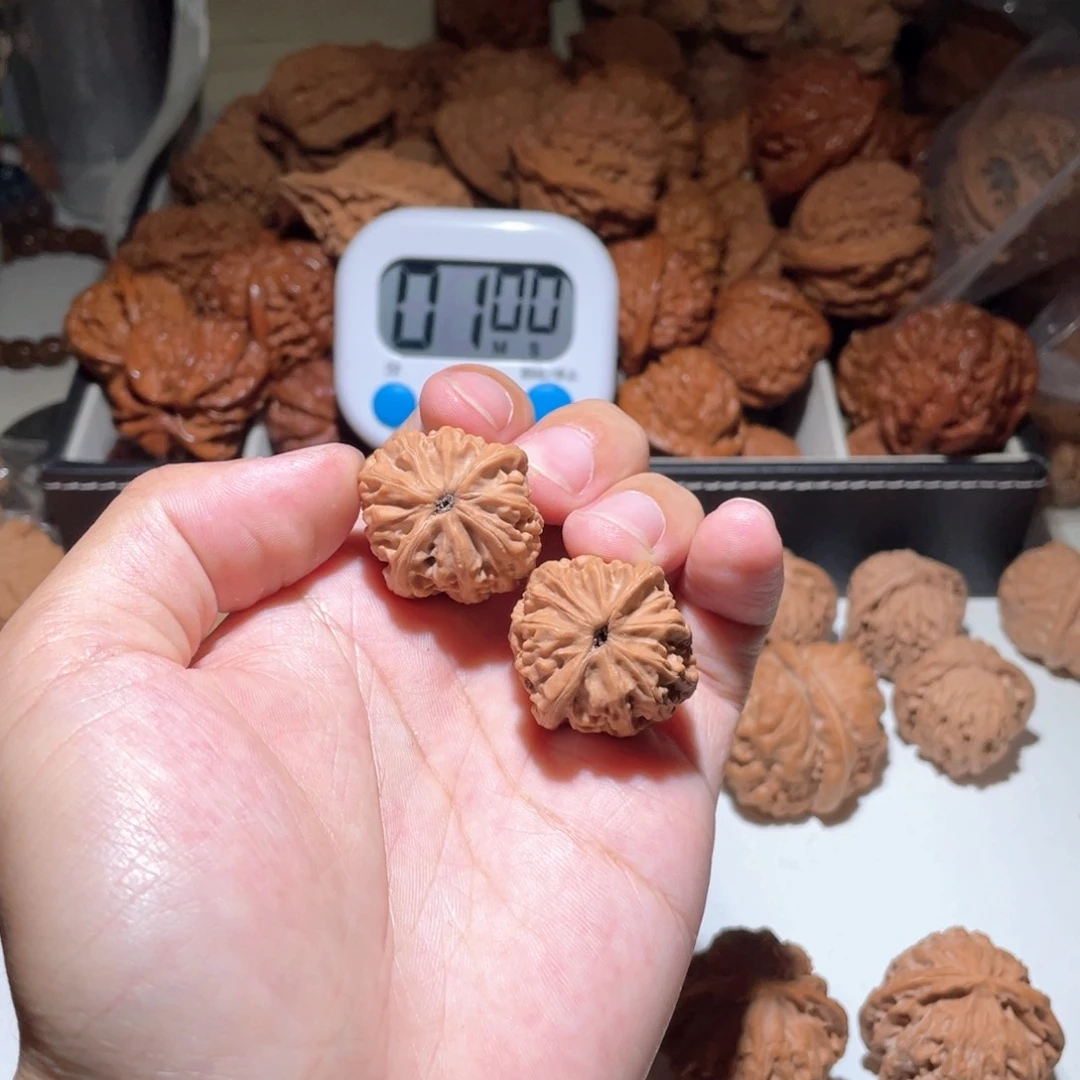 胡***家28尺寸全品无修手捻