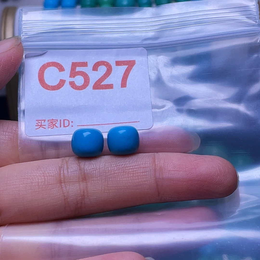 原生态石头特色。配饰