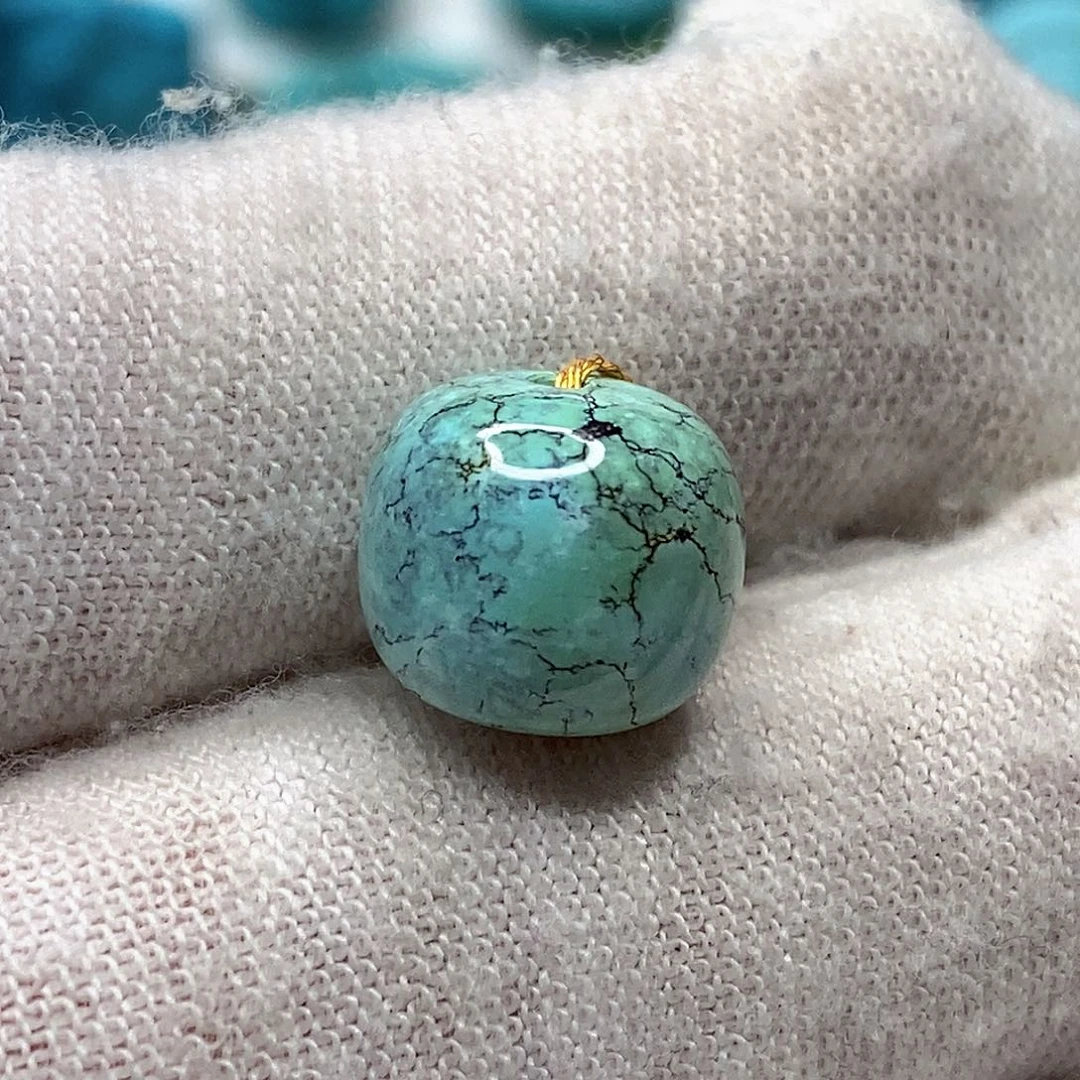 绿松石未镶嵌天然原矿 地大质检11mm