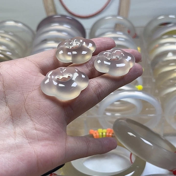 手镯玛瑙/玉髓未镶嵌