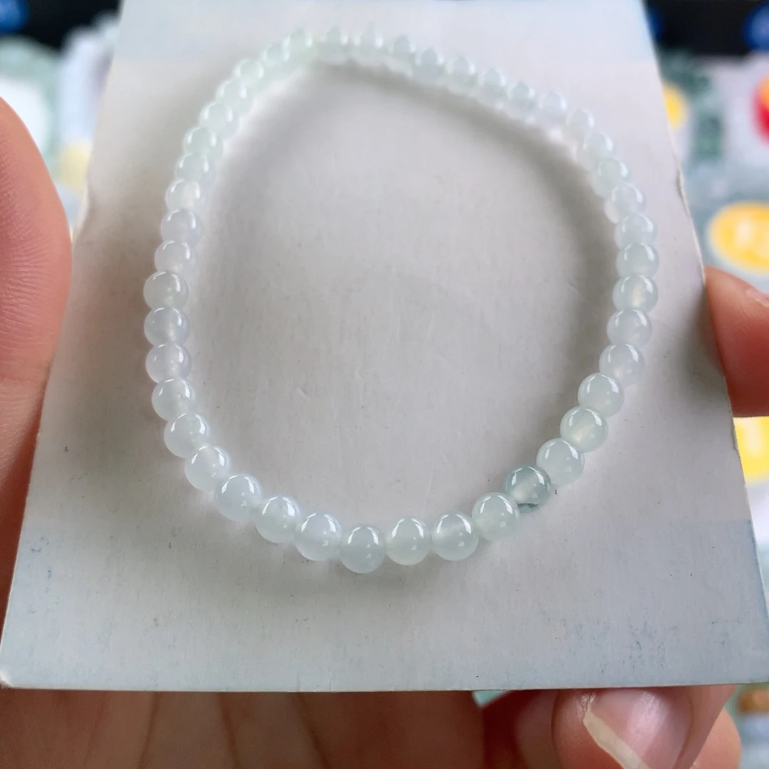 翡翠未镶嵌手链卡4.1