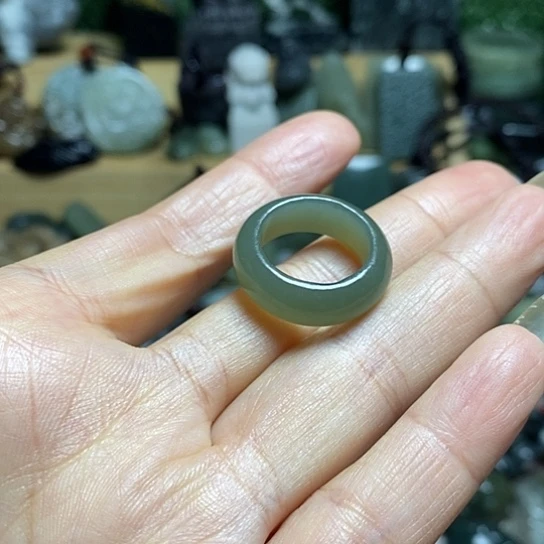 未镶嵌和田玉（糖玉）珠宝半成品