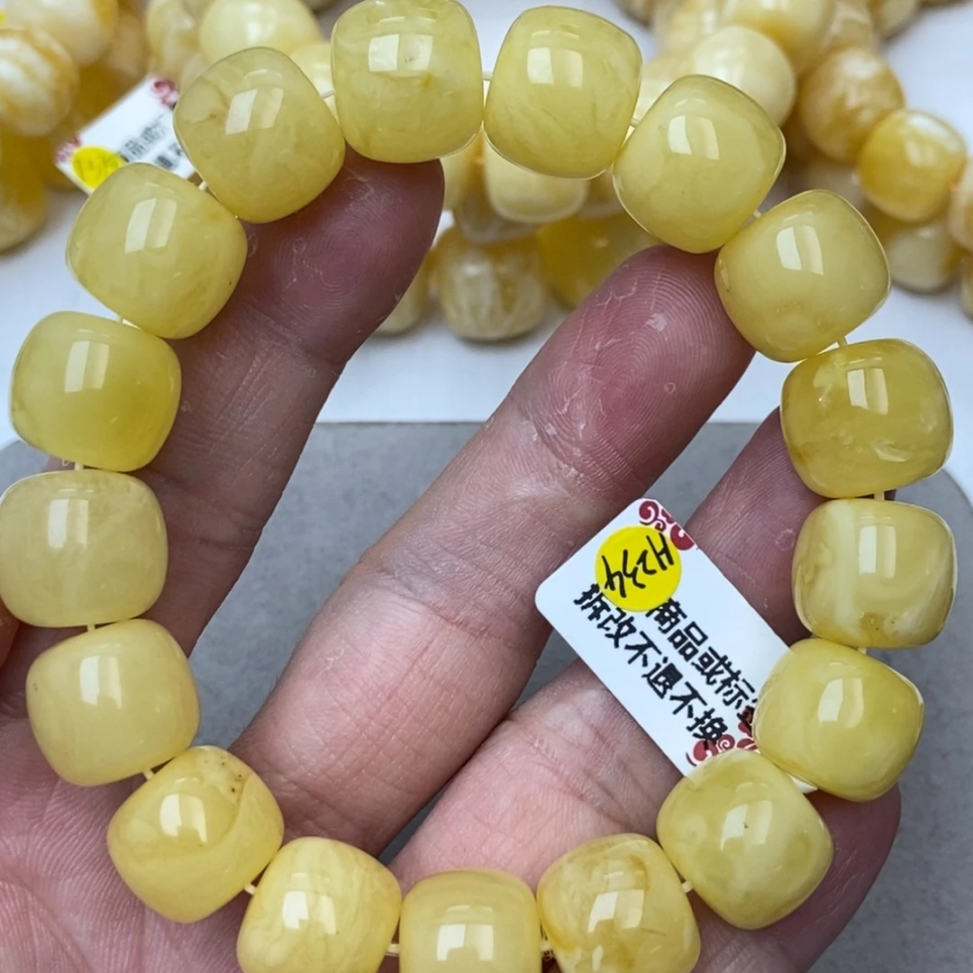 琥珀未镶嵌珠宝奇石11