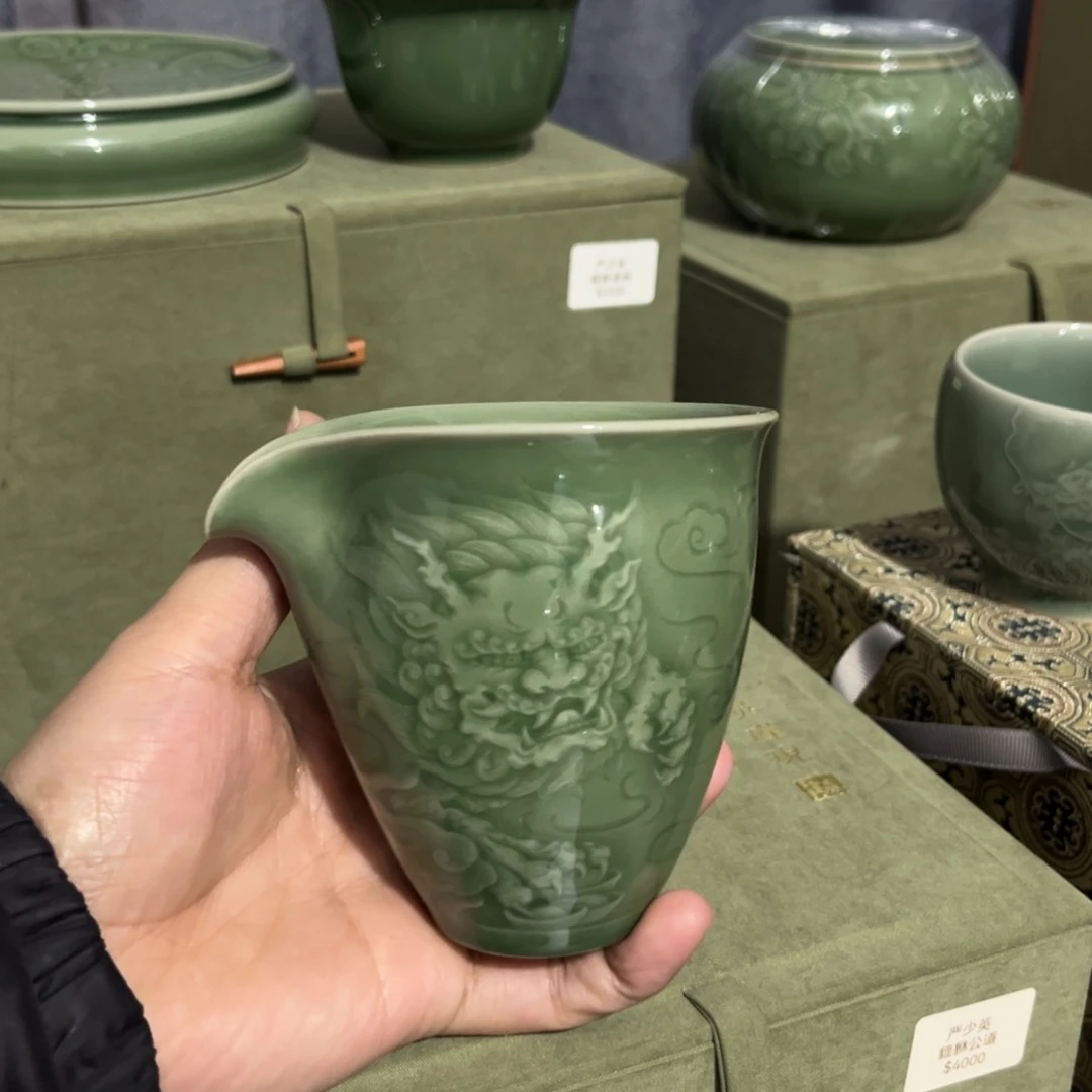 严少英  手工作品