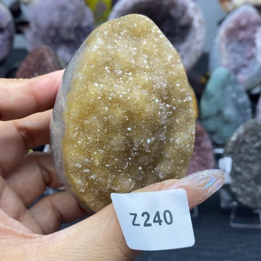 甜***甜未镶嵌大型摆件（非配饰）水晶