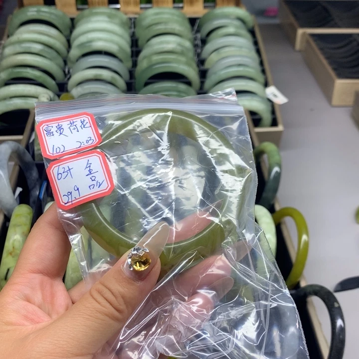 未镶嵌蛇纹石玉手镯102