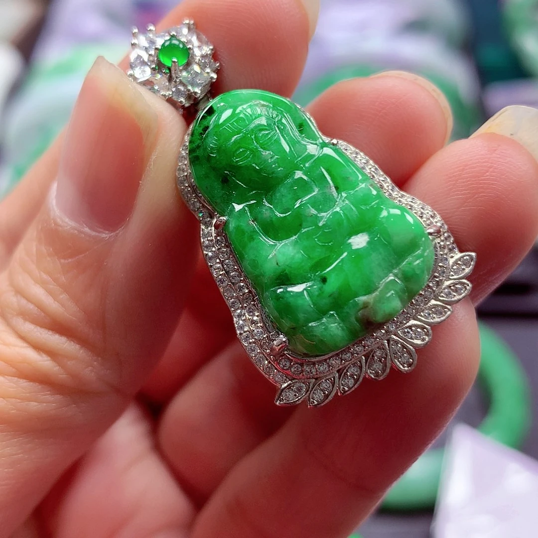 翡翠银S925镶嵌颈饰翡翠