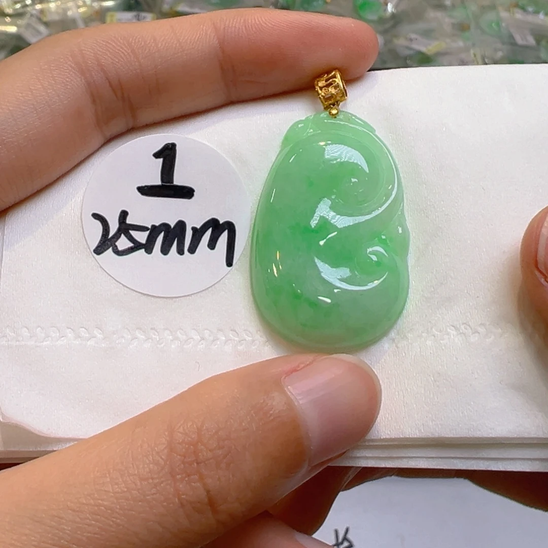 翡翠18K金镶嵌吊坠(不含链)