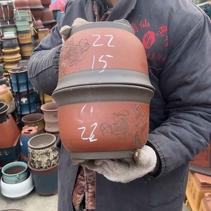 紫砂紫砂花盆和小