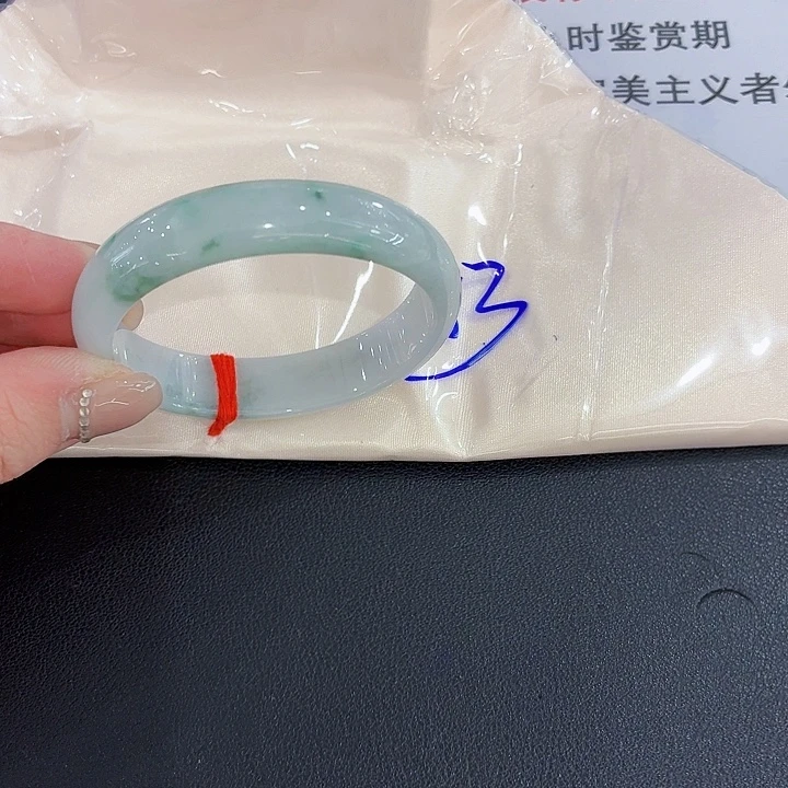 翡翠未镶嵌手镯翡翠53圈口