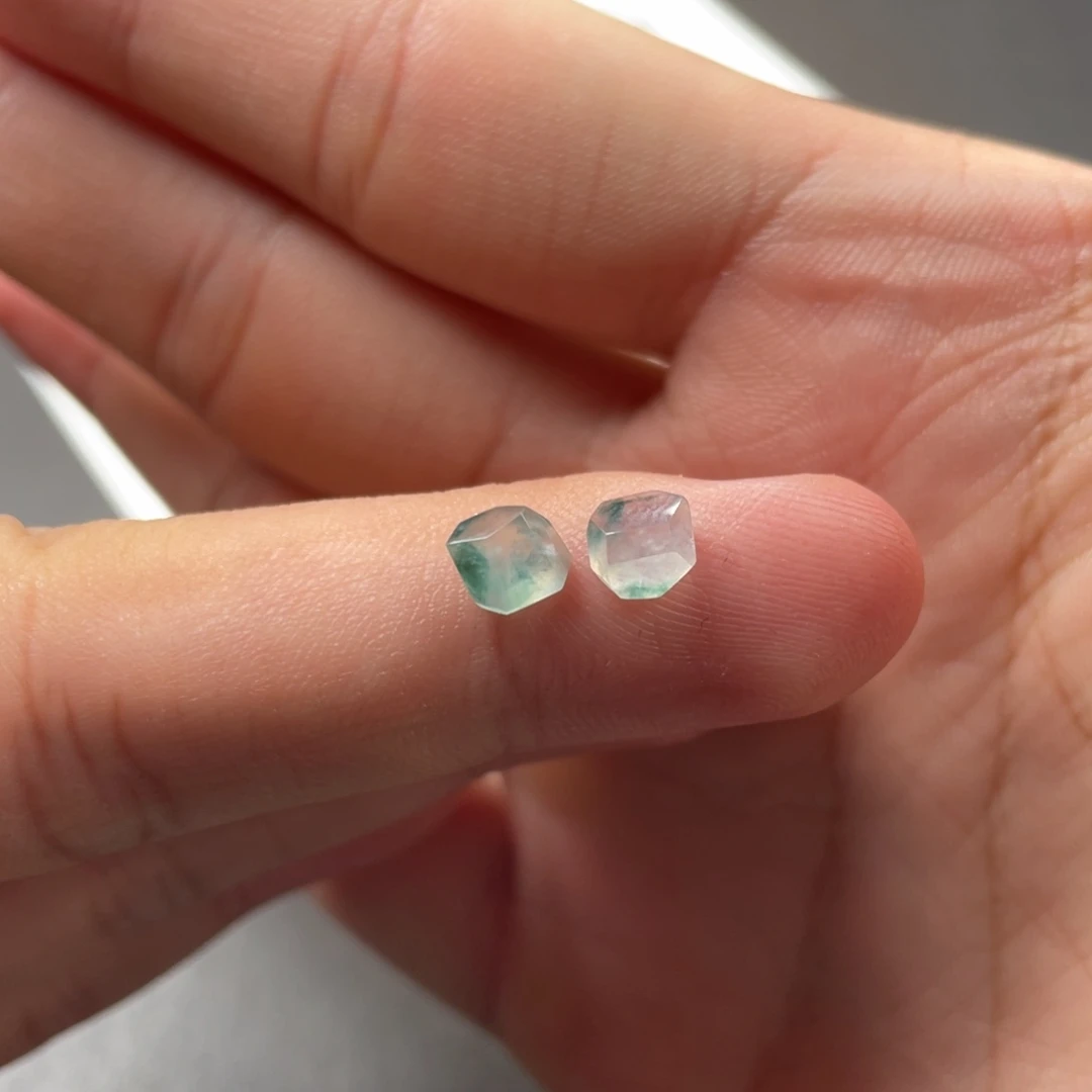 翡翠未镶嵌挂件翡翠