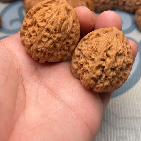 文玩核桃吊坠小高炮南疆