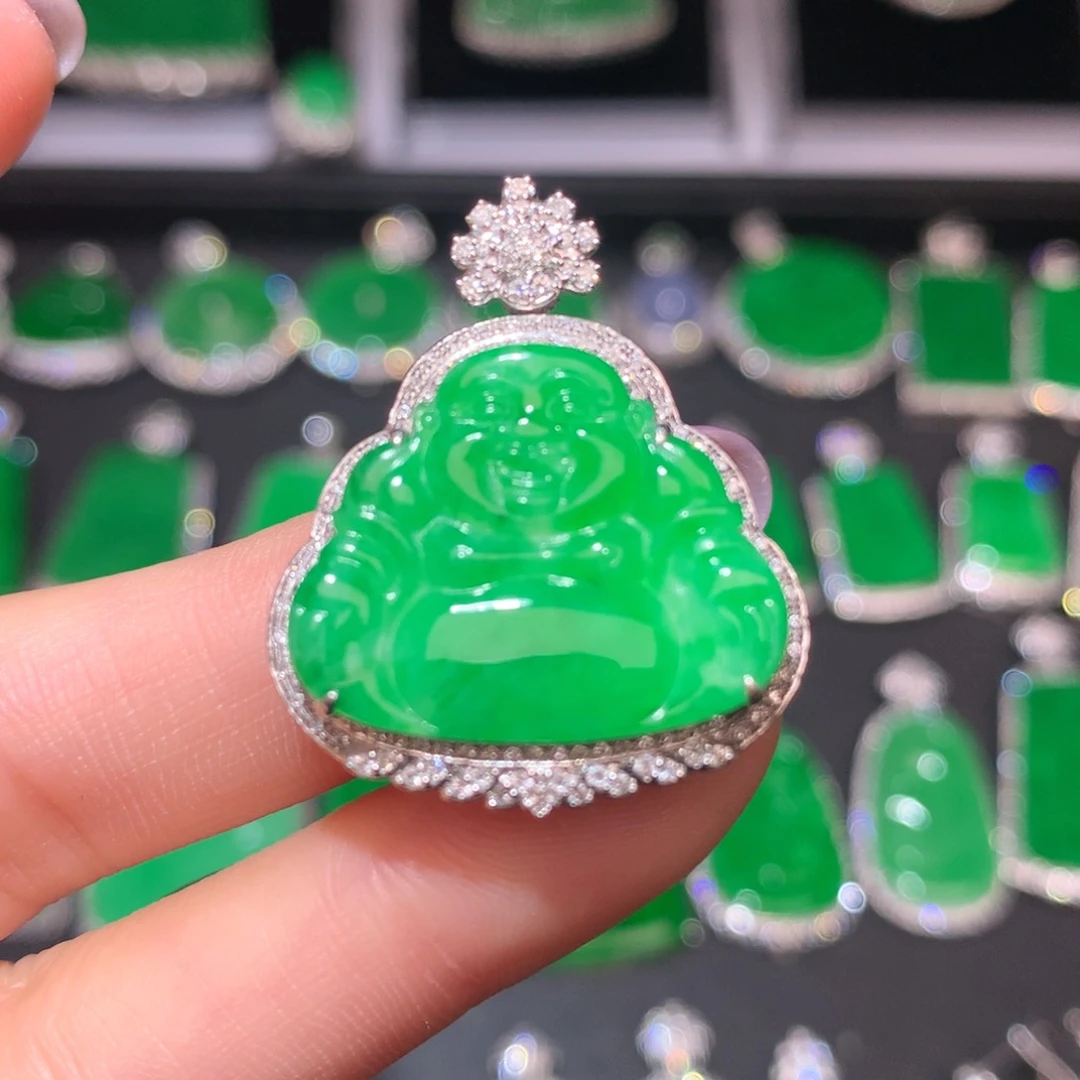 翡翠颈饰18K金镶嵌翡翠