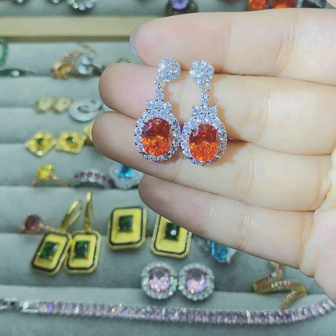 【闪购商品】银S925镶嵌耳饰托帕石