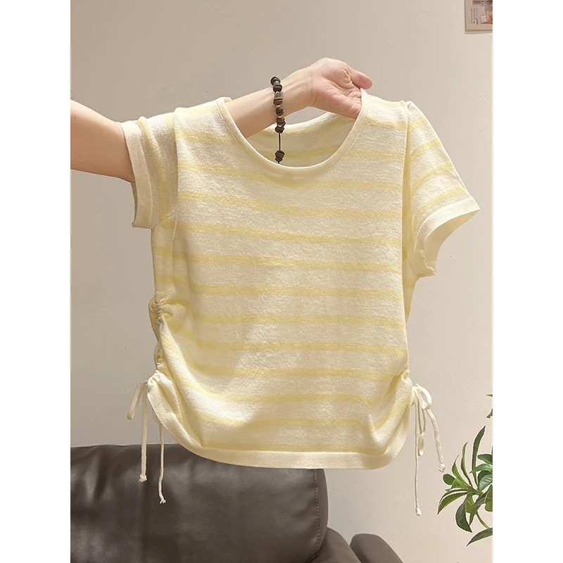 2025年夏季时尚奶黄色条纹短袖t恤女设计感小众褶皱收腰显瘦上衣