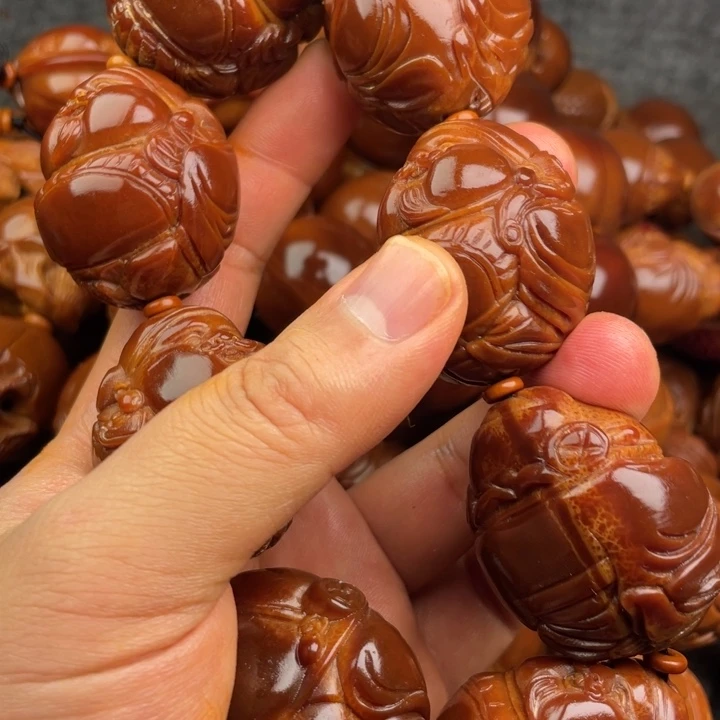 轩***灏橄榄核吊坠橄榄核