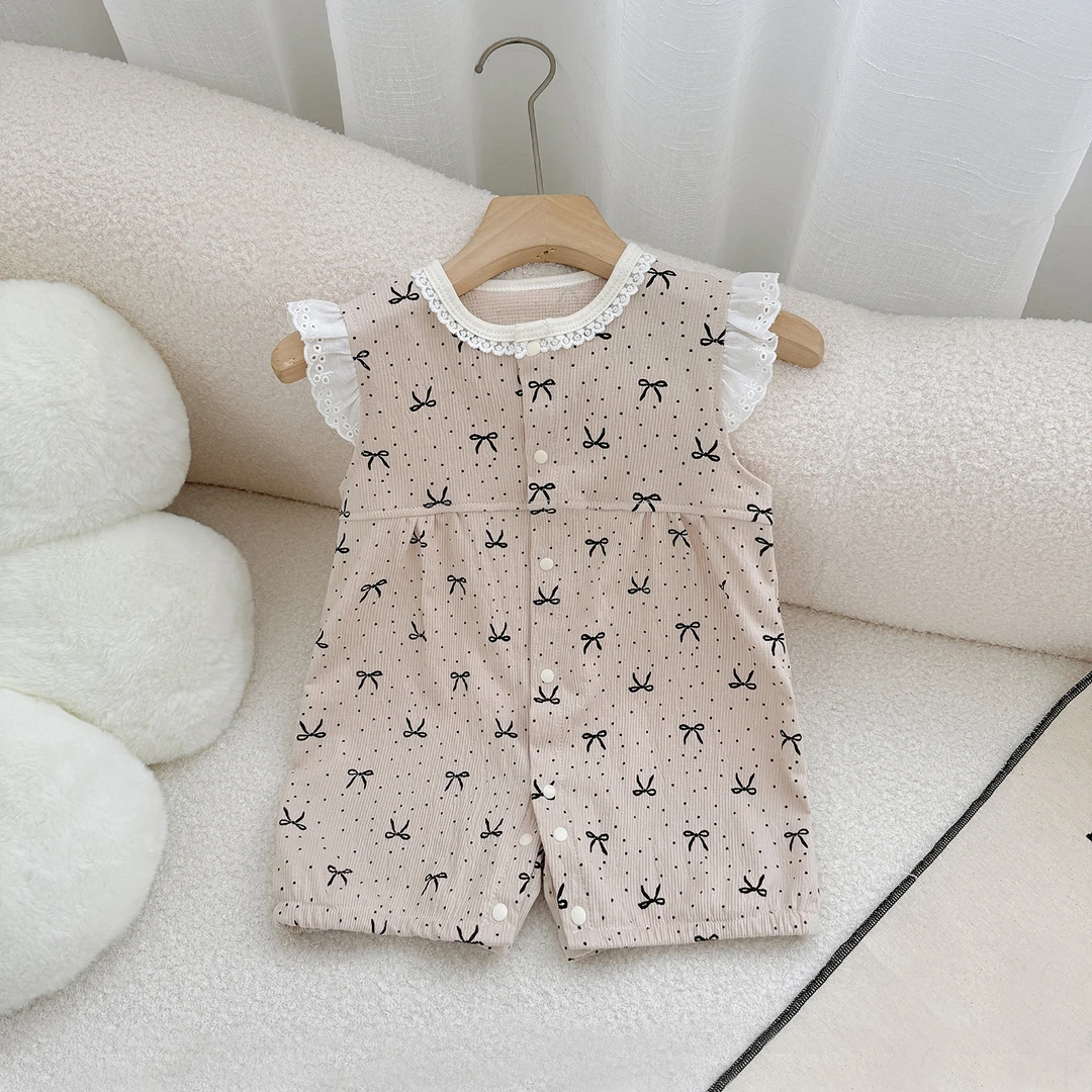 女宝宝连体衣夏季哈衣新生儿爬服超萌飞袖包屁衣服薄款邹邹布短袖