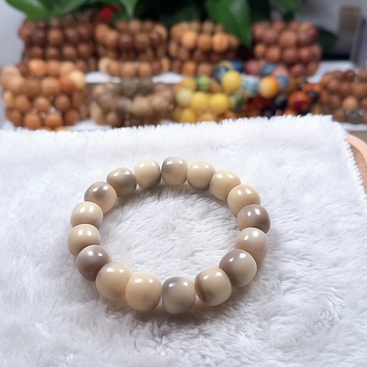 菩提根/象牙果手串卡 14