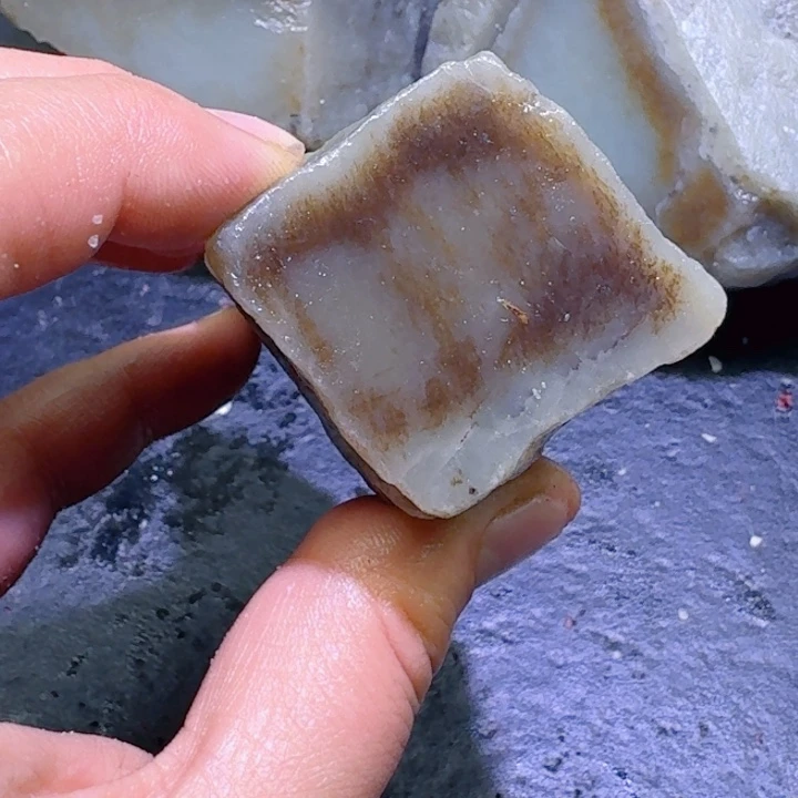 和田玉未镶嵌珠宝半成品