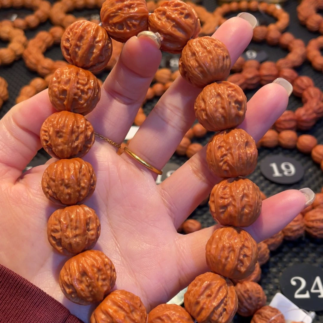 文玩核桃手串手持