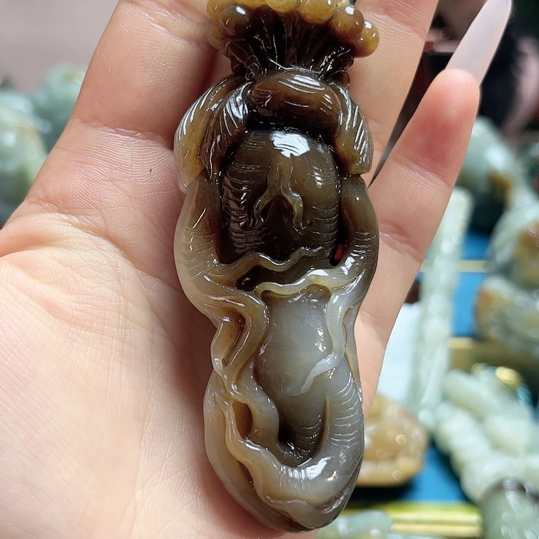 和田玉颈饰未镶嵌