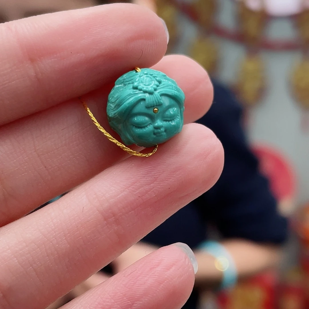 绿松石颈饰未镶嵌