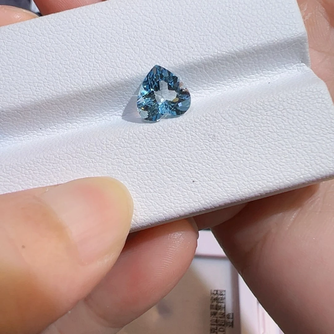 强***Ä海蓝宝石裸石未镶嵌1.58ct圣玛利亚心形