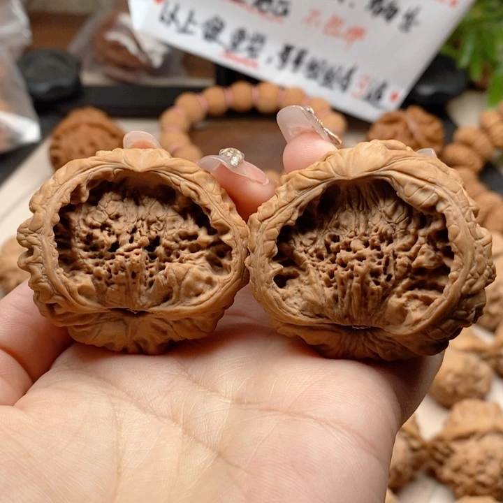 文玩核桃吊坠我***迷核桃
