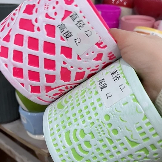 多肉绿植陶瓷花盆9.9包邮，有孔