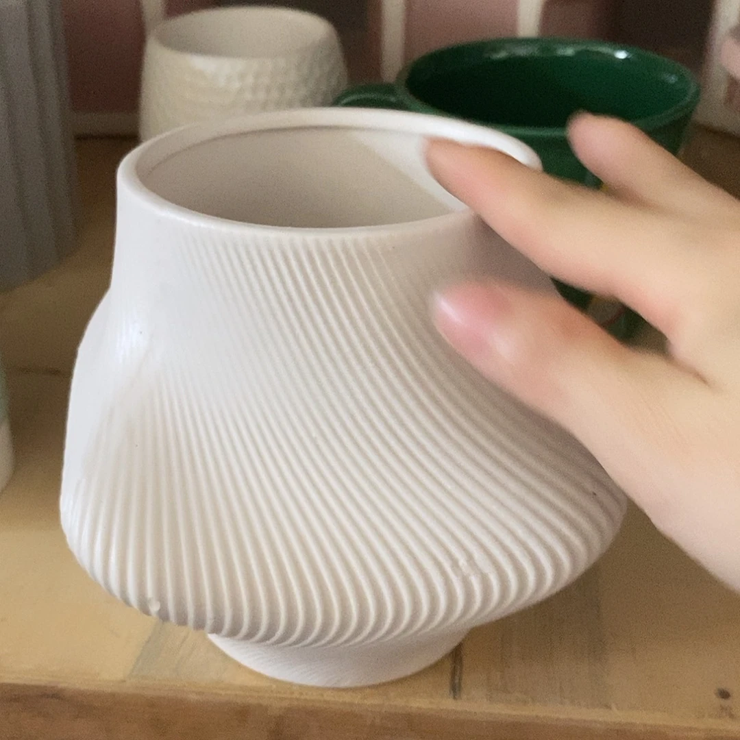 摆件陶盆有孔 瑕疵介意勿拍
