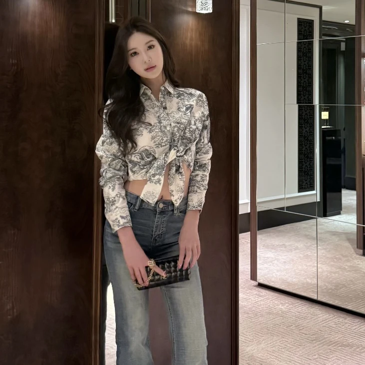 未使用 DIOR/迪奥 25蓝白茹伊含丝短款棉衬衫 38码 GM005056