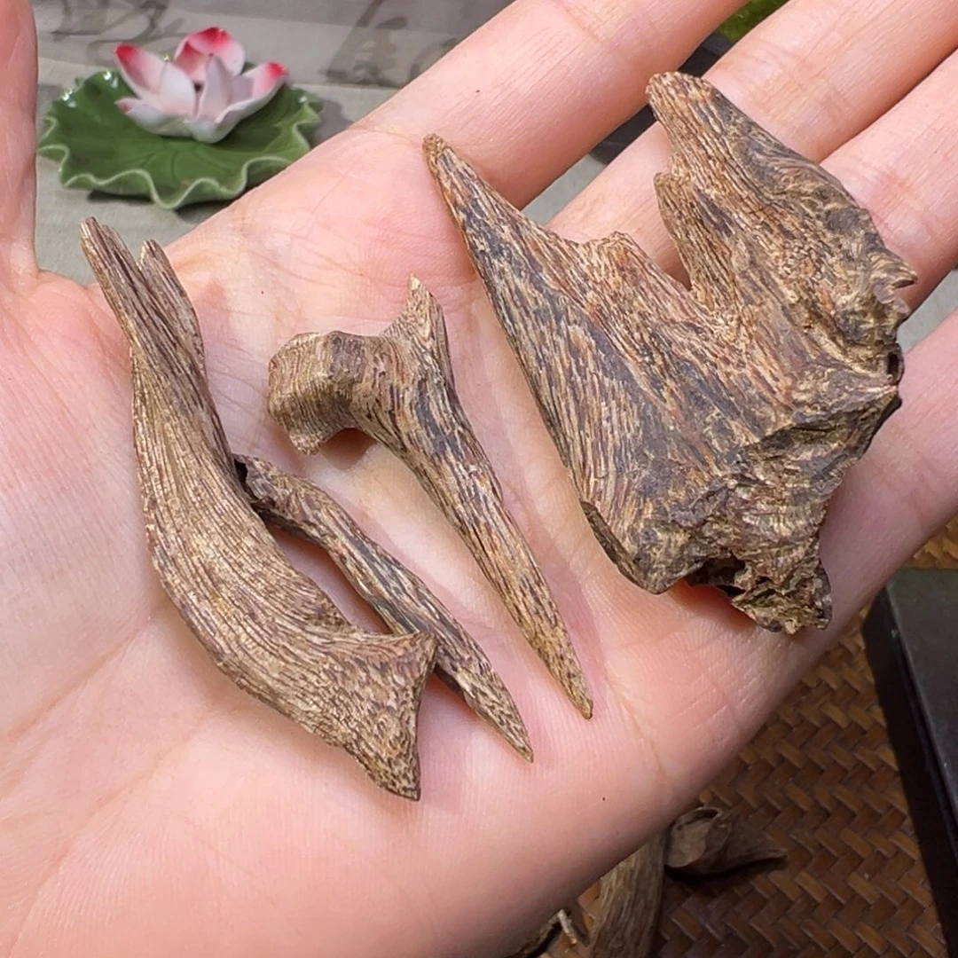 沉香碎屑沉香海南土沉熟结老香5.4克