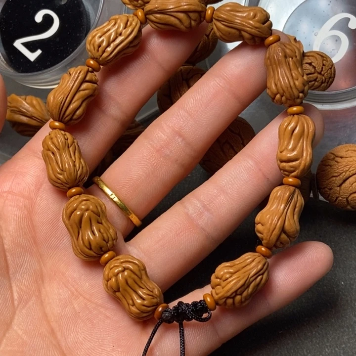 吊坠桃核陕西秦岭山桃核