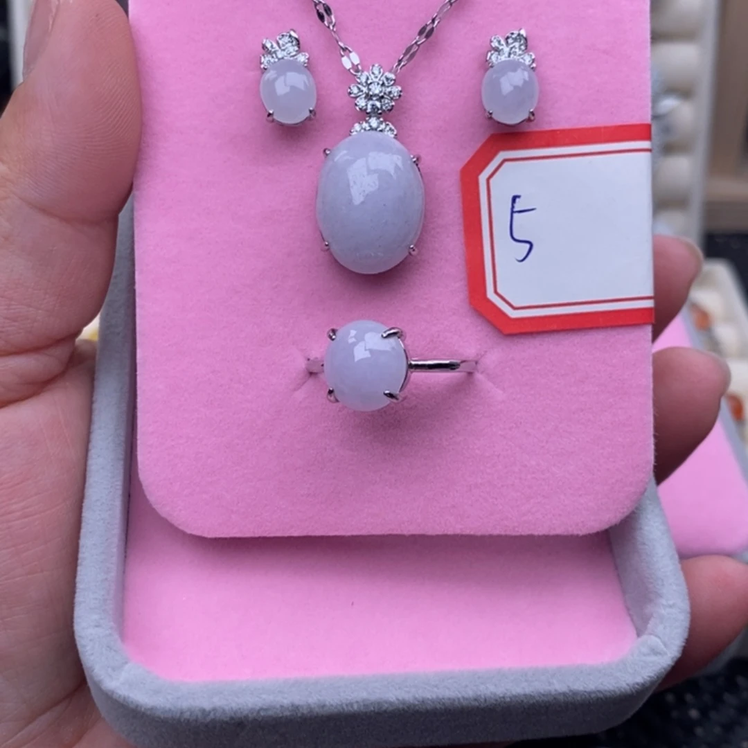 未镶嵌戒指翡翠缅甸