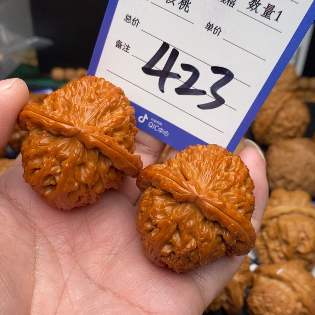 J***z把件桃核白狮子41左右mo