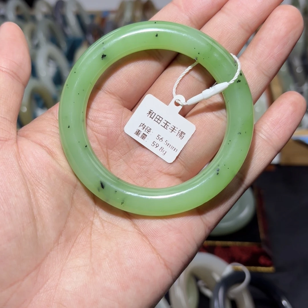 和田玉手镯未镶嵌56.5mm