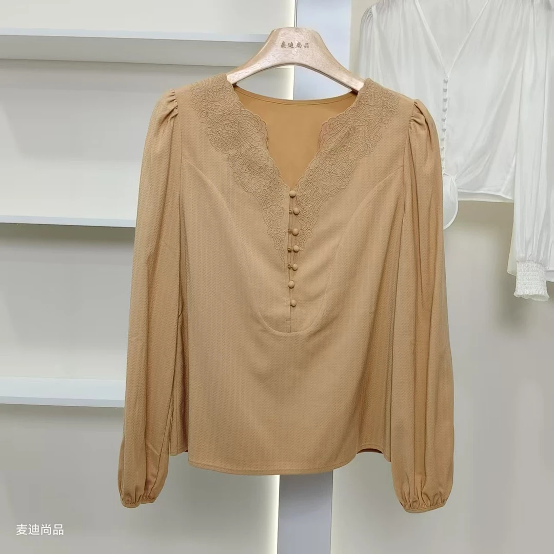麦迪尚品【DS】5060269 复古气质V领小衫春季女装品牌折扣